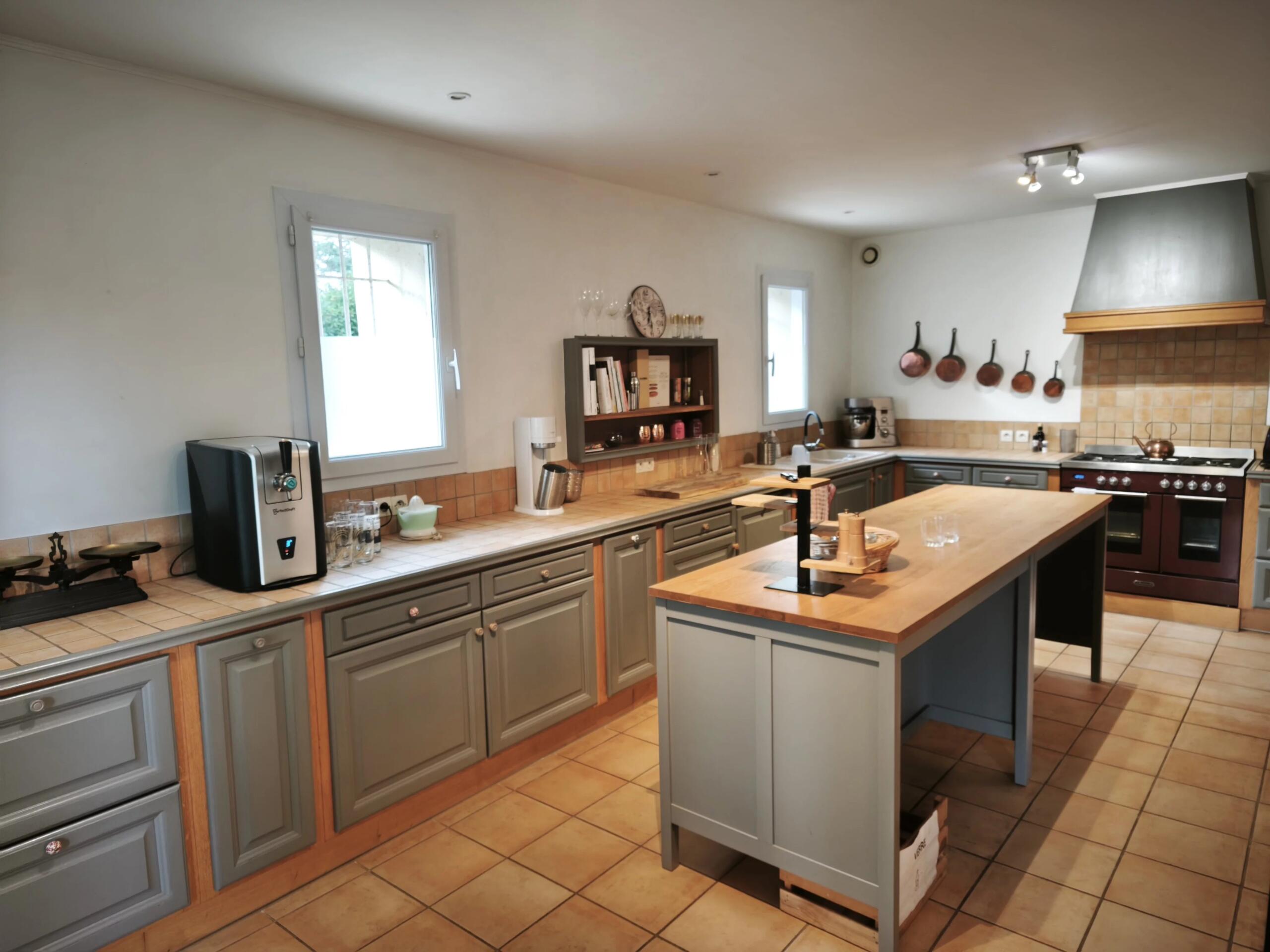 A characterful property with great potential, near Casteljaloux, Nouvelle-Aquitaine – France – BVI87448