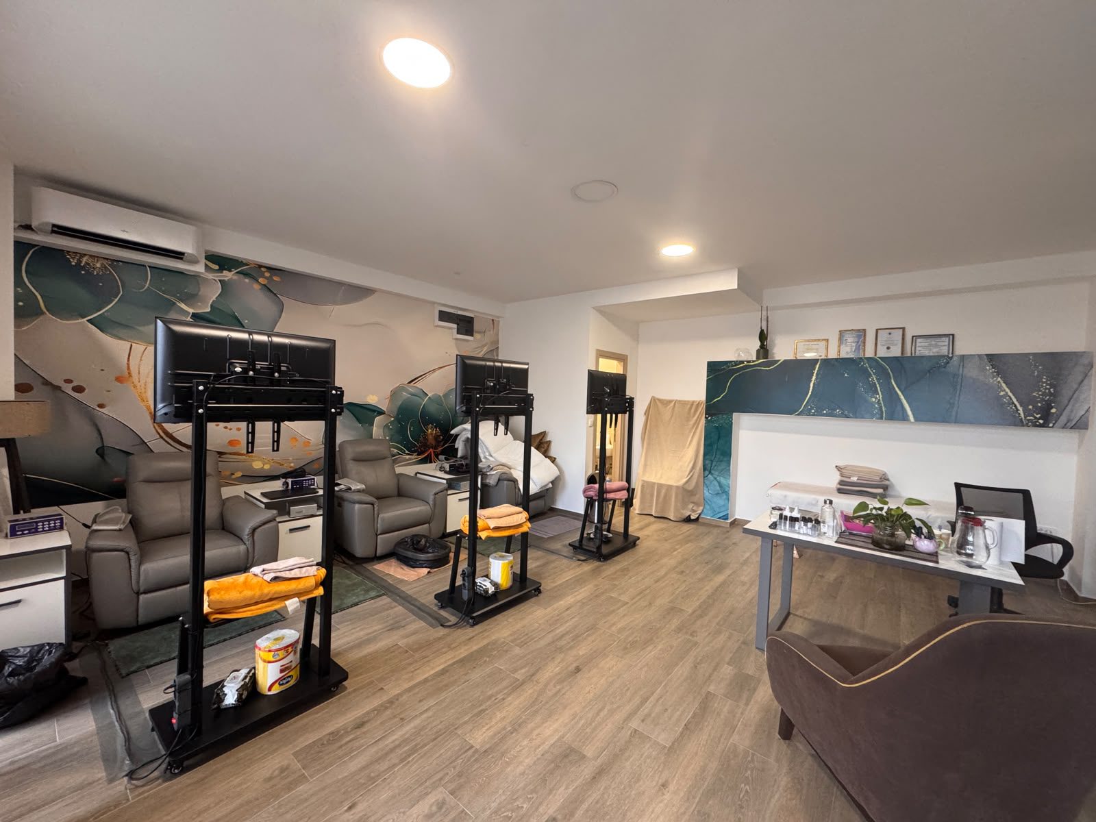Commercial Property in Budva, Budva Municipality, Montenegro – MRETT-18