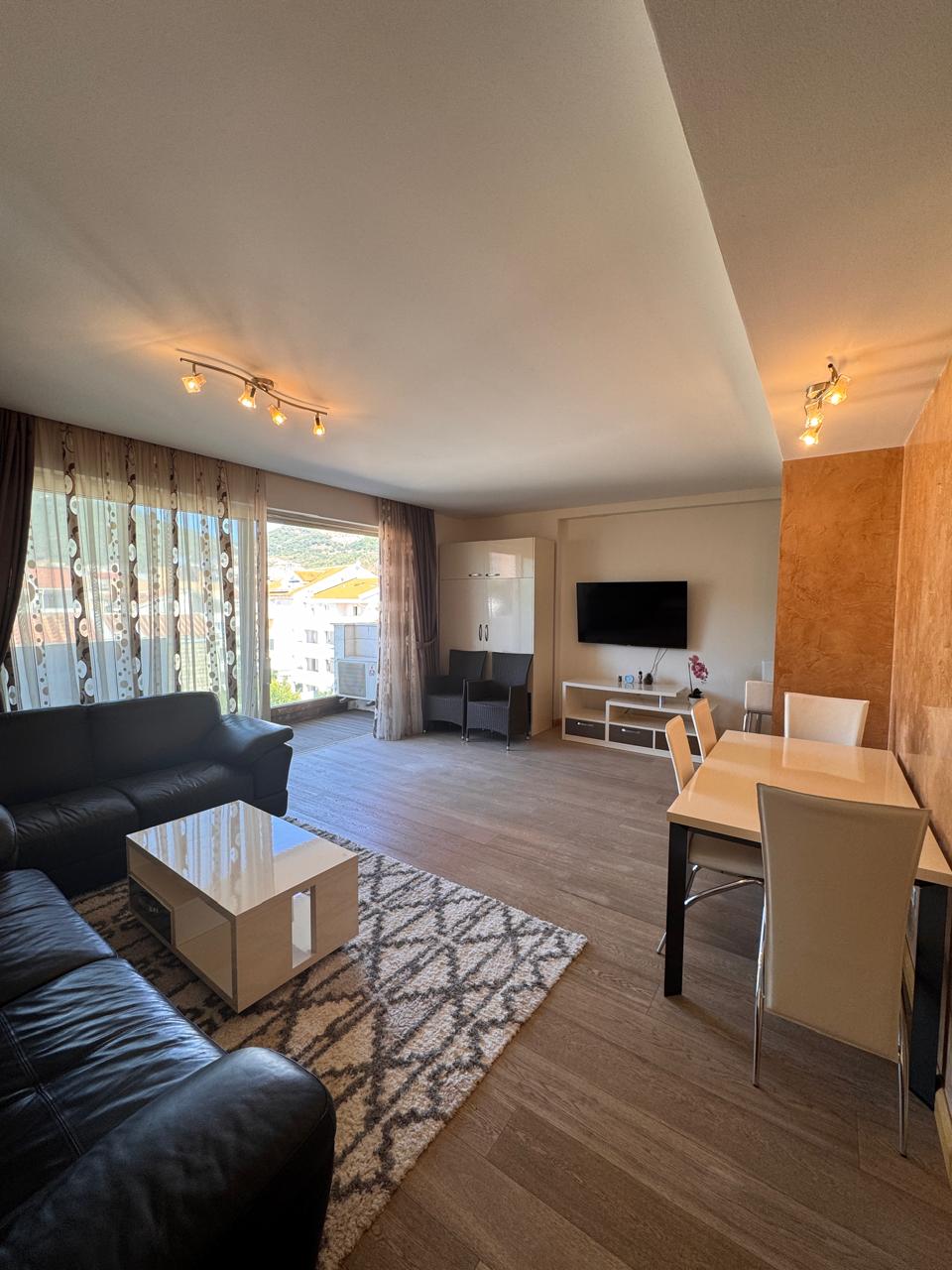 1 bedroom Apartments in Budva, Budva Municipality, Montenegro – MRETT-17