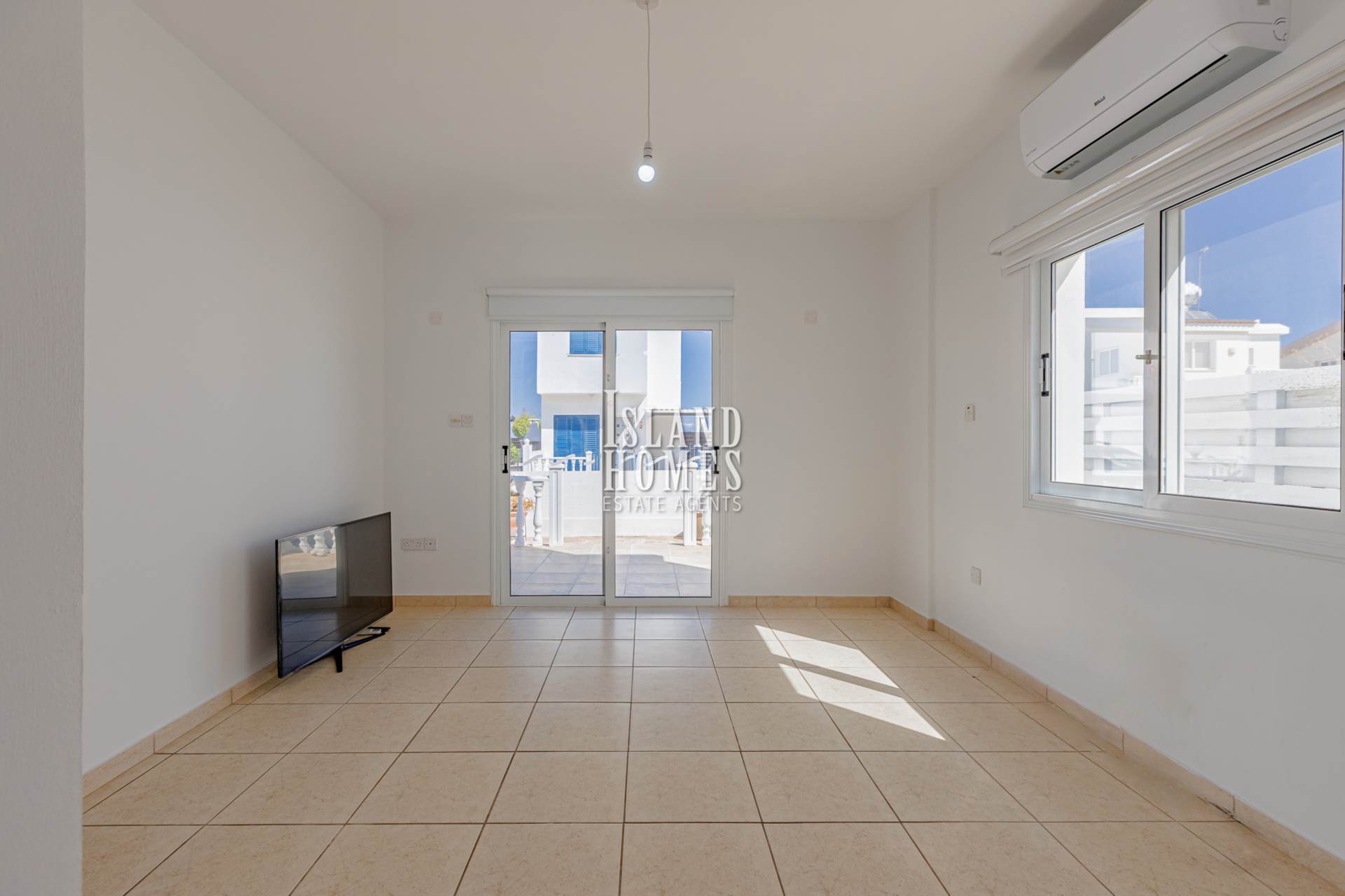3 bedroom Villa in Pernera, Famagusta, Cyprus – PaI106