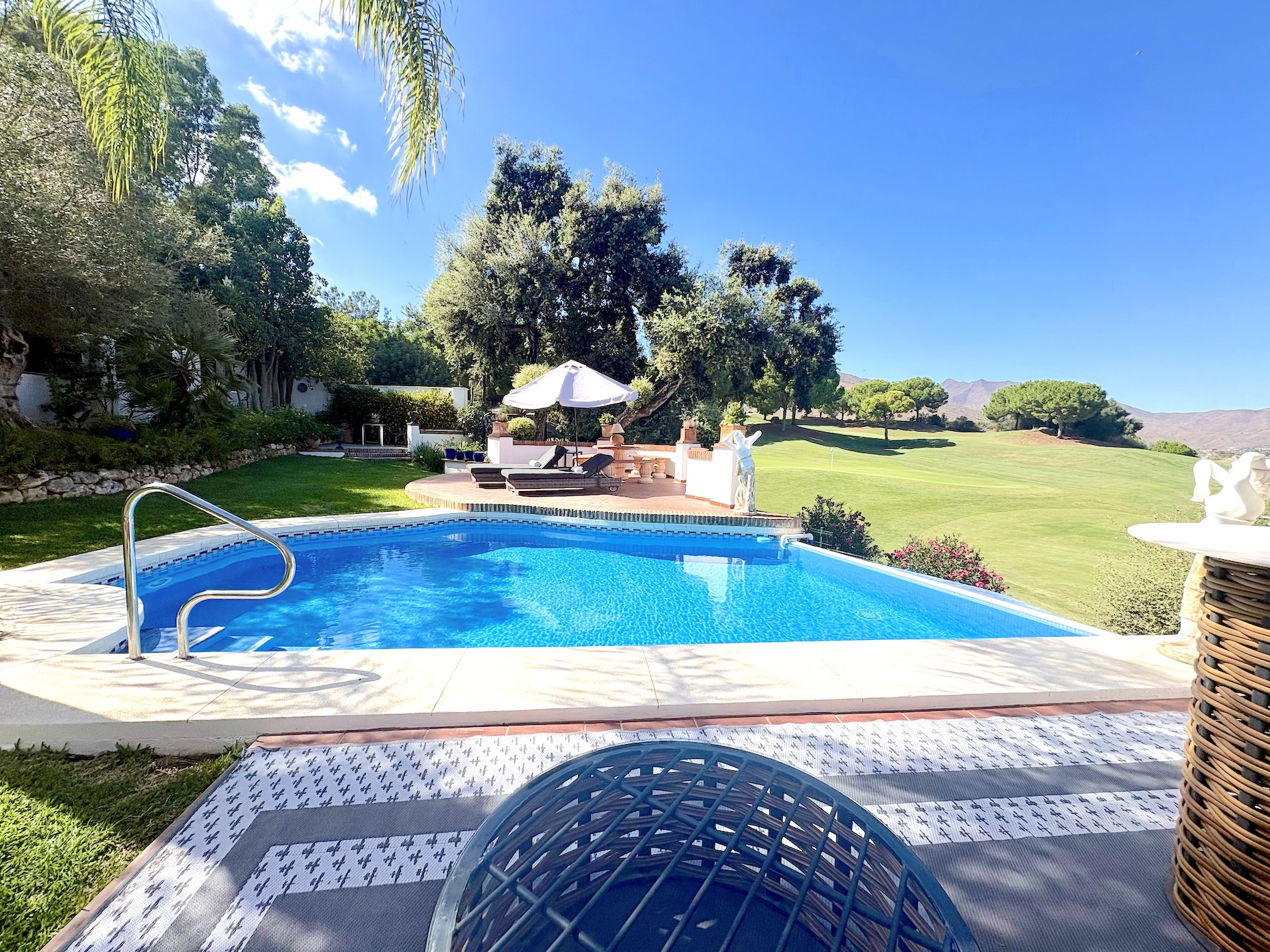 4 bedroom Villa in Mijas Costa, Malaga, Spain – 428-05542P