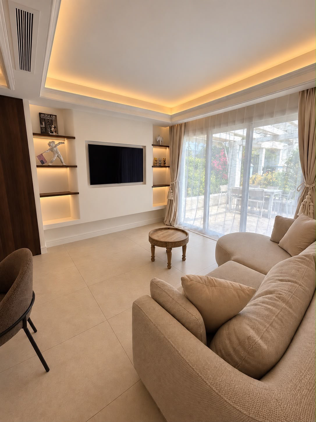 2 bedroom Apartment in Marbella, Malaga, Spain – 428-05688P