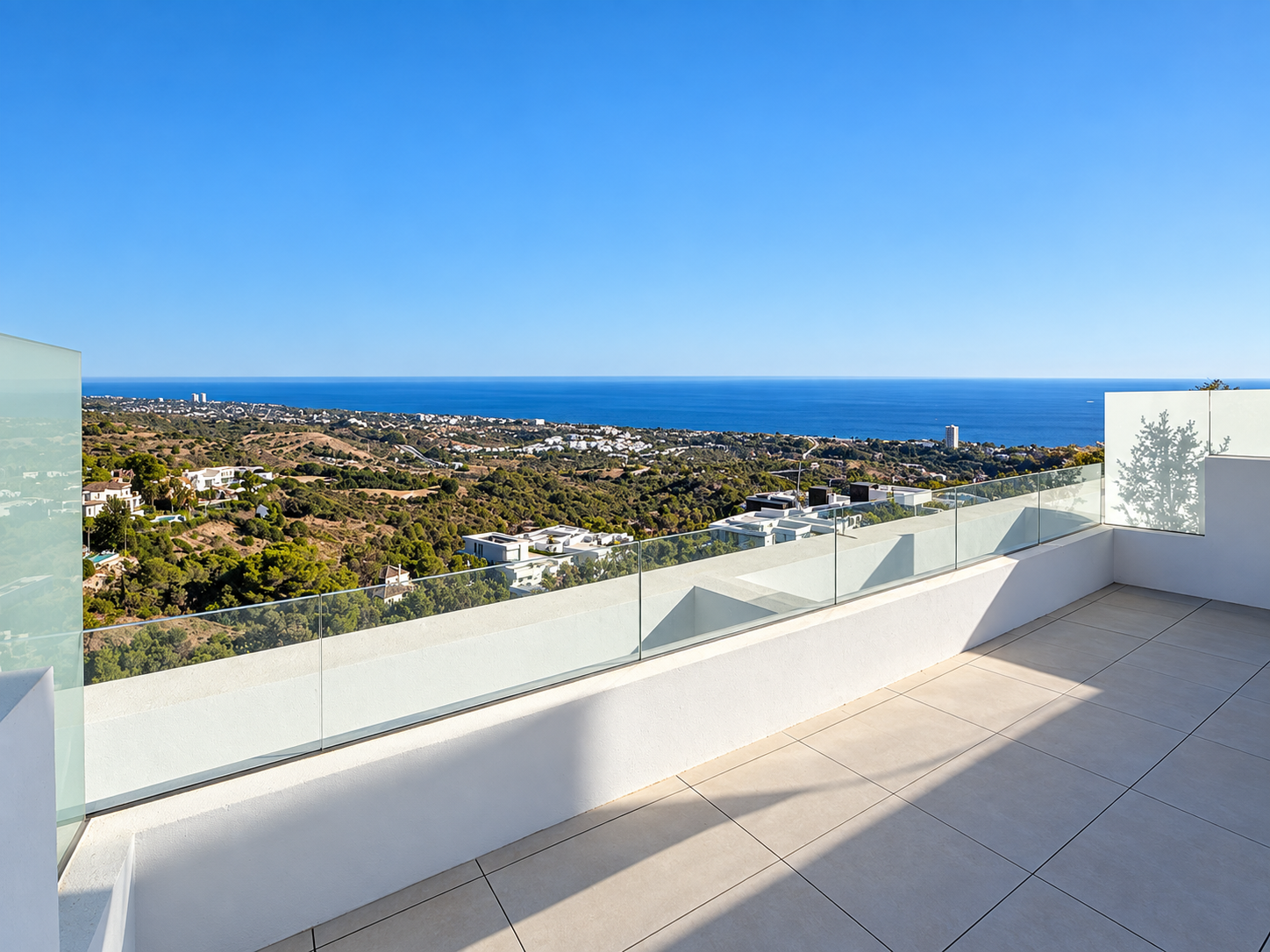 3 bedroom Apartment in Marbella, Malaga, Spain – 428-05703P