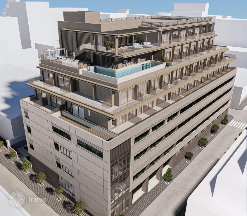 Modern Residence with Swimming Pool, 170 Metres from the Sea – Piraeus