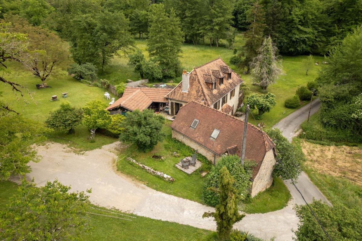 8 bedroom moulin in La Chapelle Aux Saints, Corrèze, France