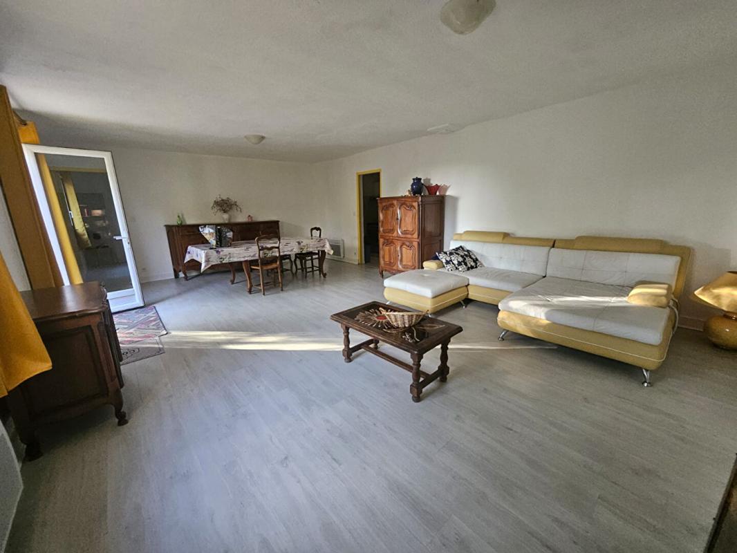 2 bedroom maison situee en campagne in Notre Dame De Sanilhac, Dordogne, France