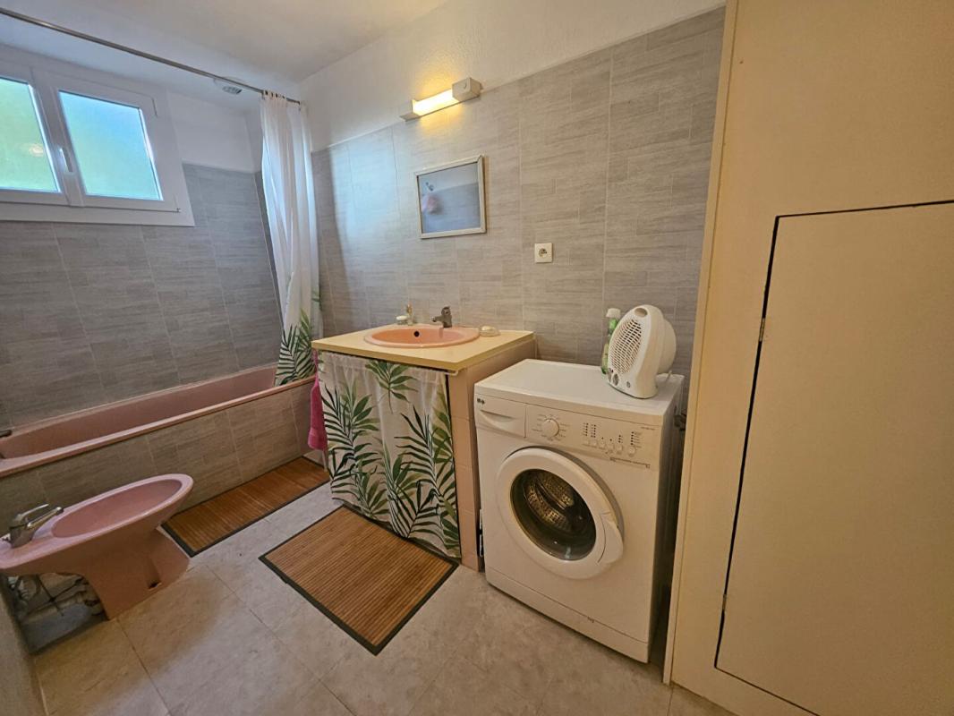 2 bedroom maison situee en campagne in Notre Dame De Sanilhac, Dordogne, France