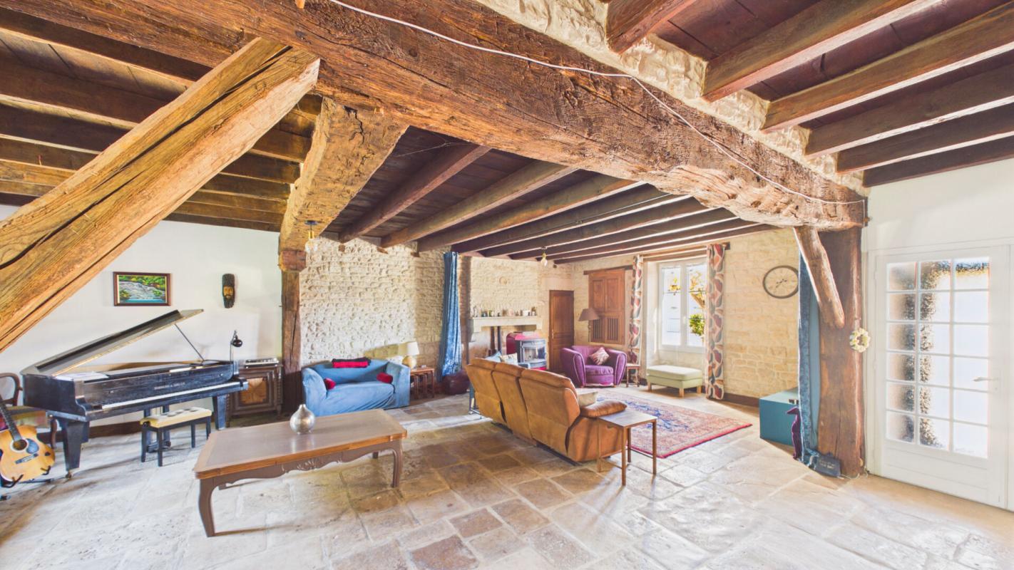 9 bedroom propriete in Melleran, Deux-Sèvres, France