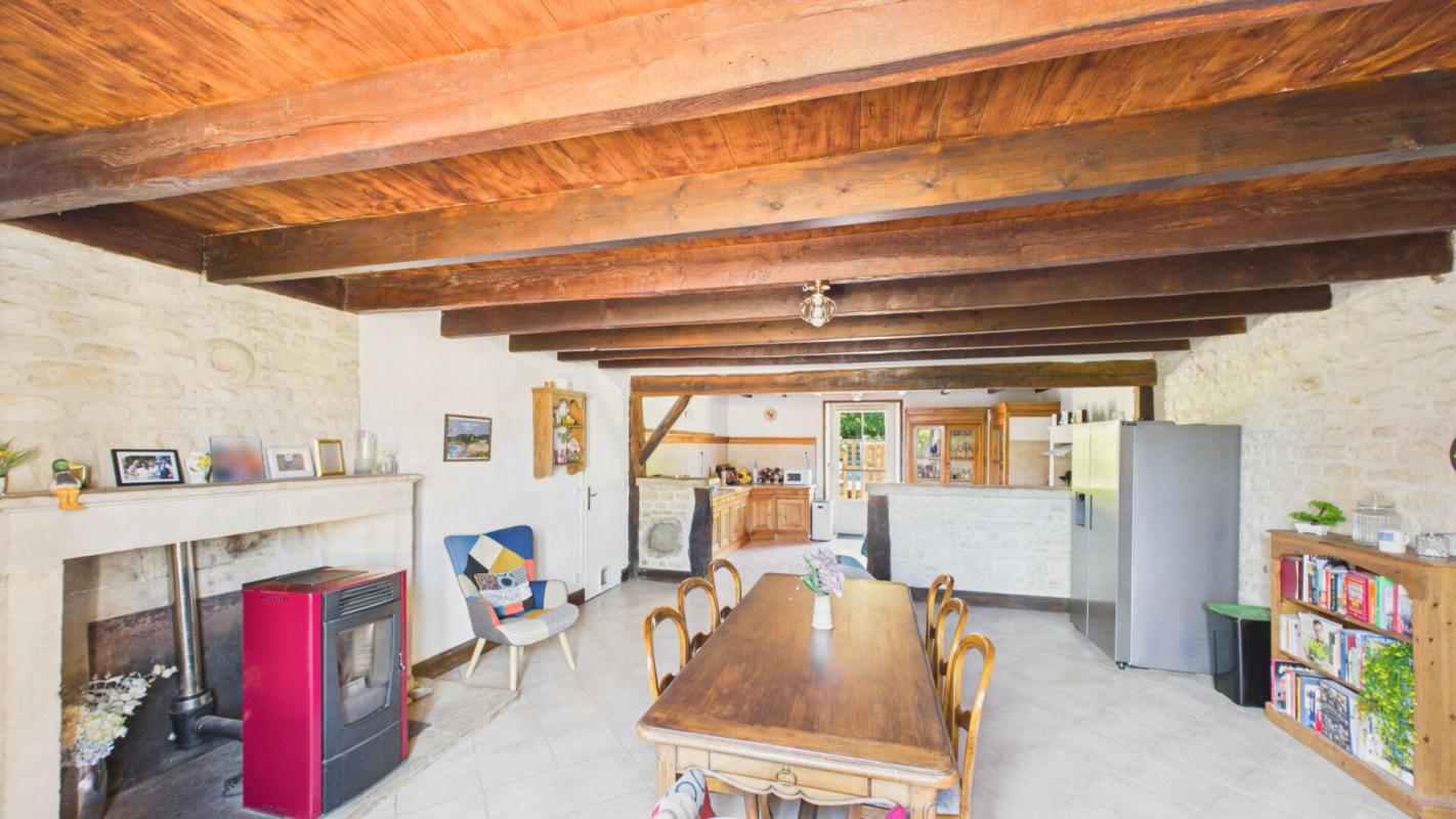 9 bedroom propriete in Melleran, Deux-Sèvres, France