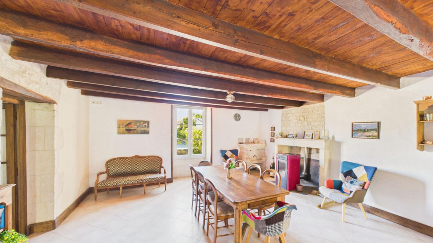 9 bedroom propriete in Melleran, Deux-Sèvres, France