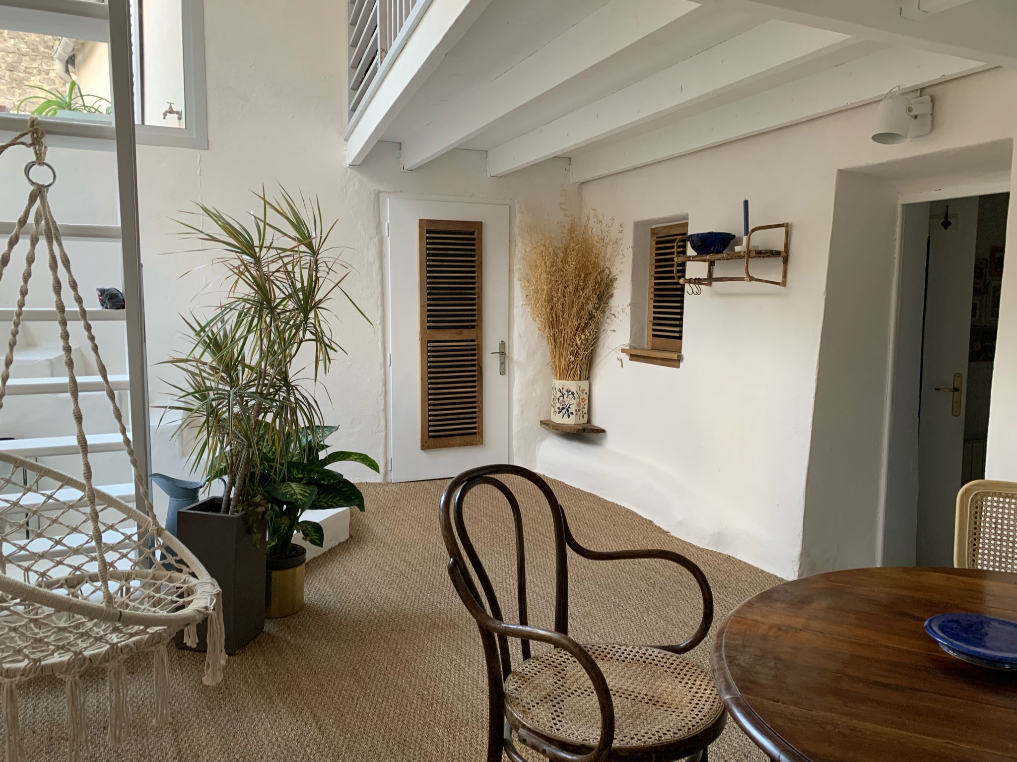 Character 110m² stone village house with garden and wooden terrace, Provence