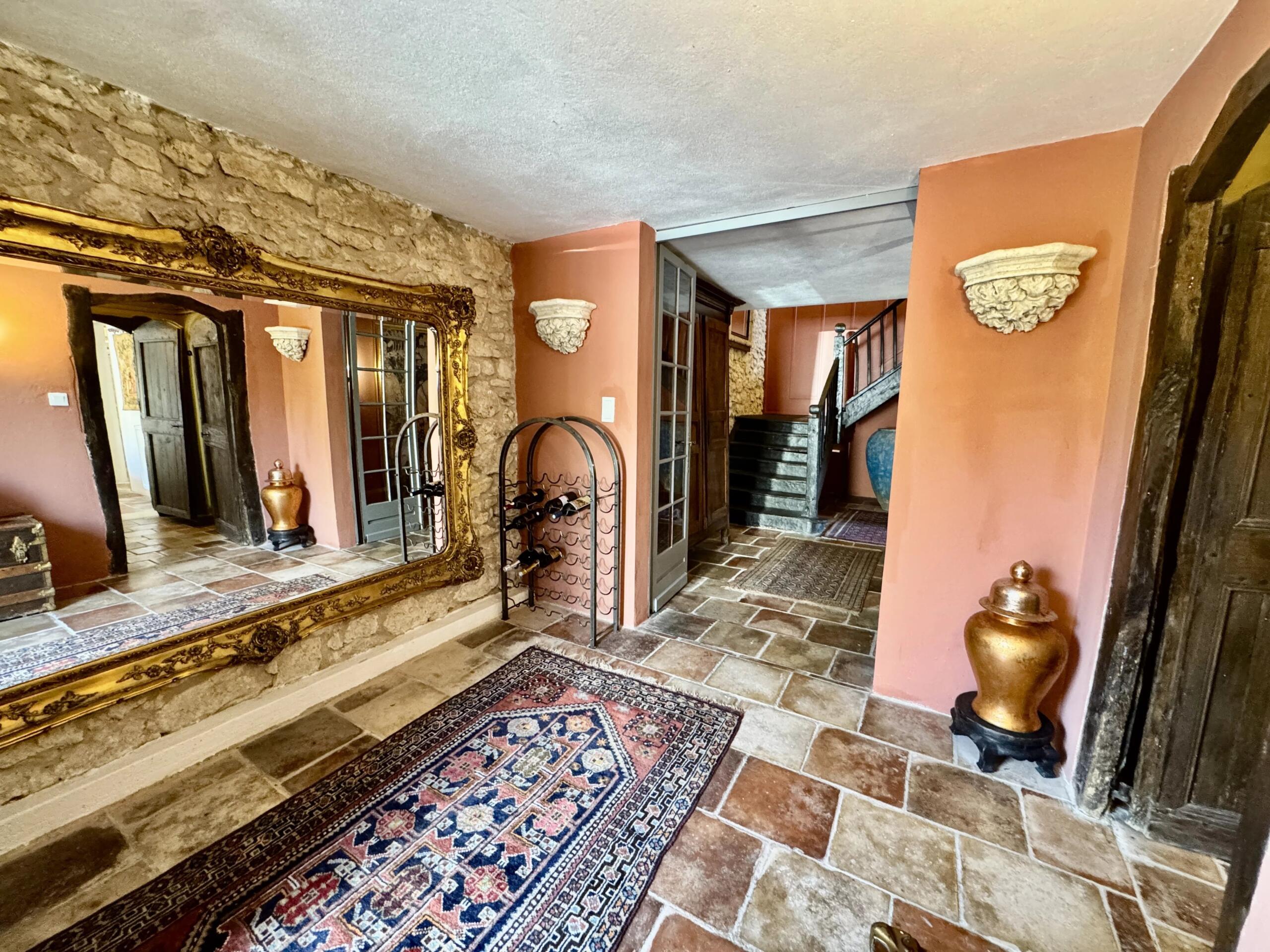 A magical 16-century former Hunting Lodge with views and a pool!, Nouvelle-Aquitaine – France – BVI80596
