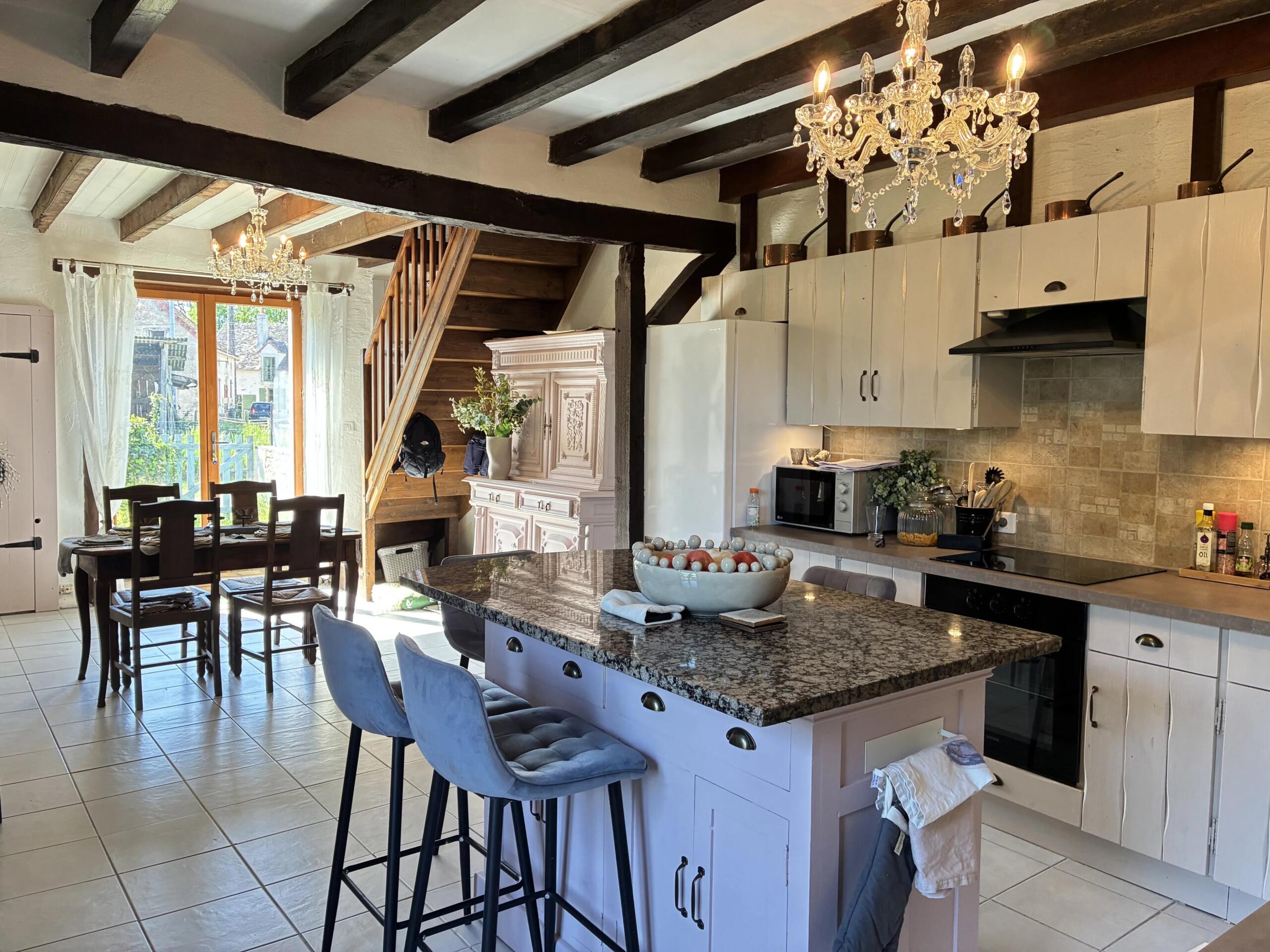 Character Cottage, beautifully presented, sold furnished!, Nouvelle-Aquitaine – France – BVI85321