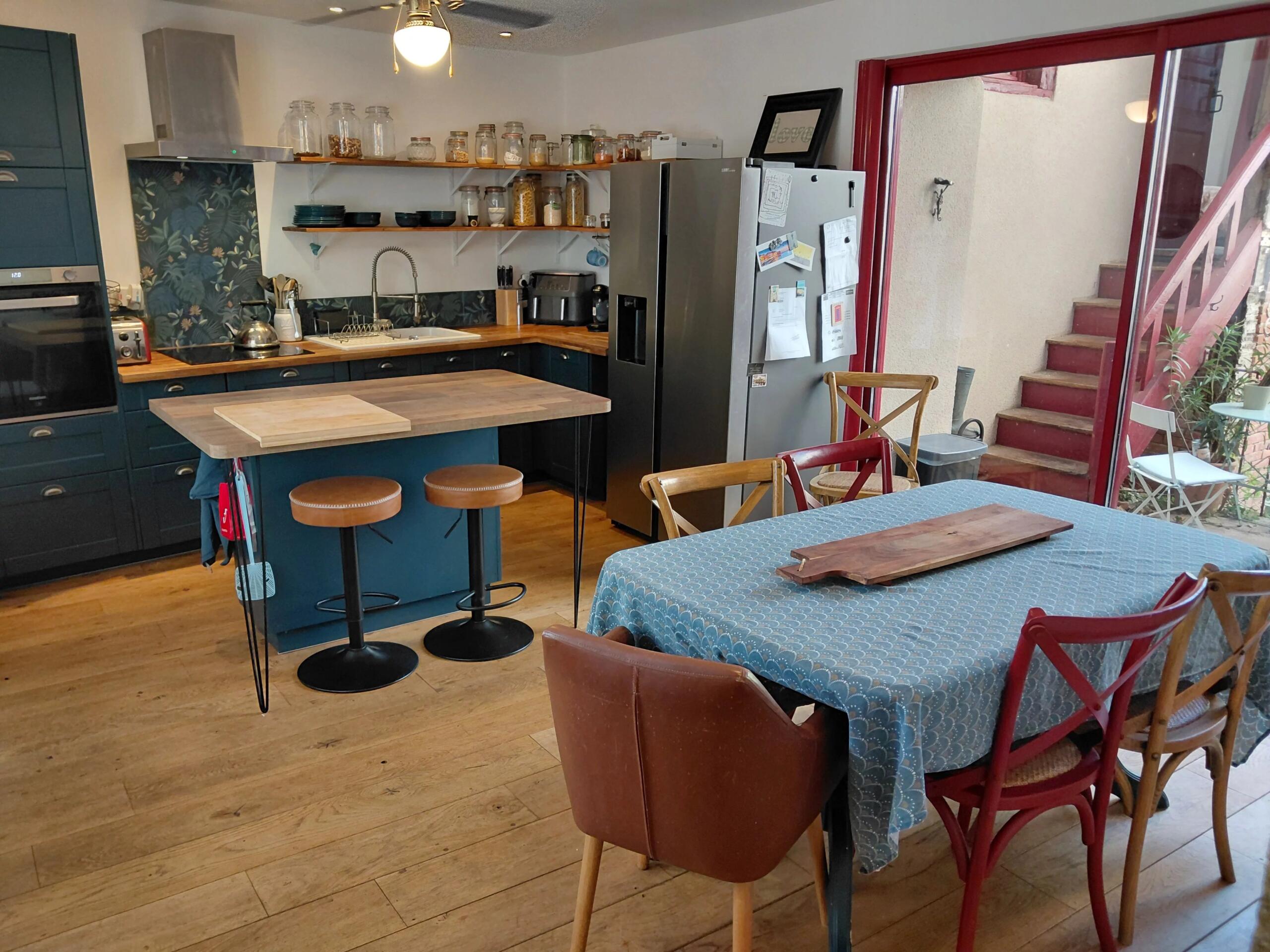 A charming, spacious townhouse, Nouvelle-Aquitaine – France – BVI86924