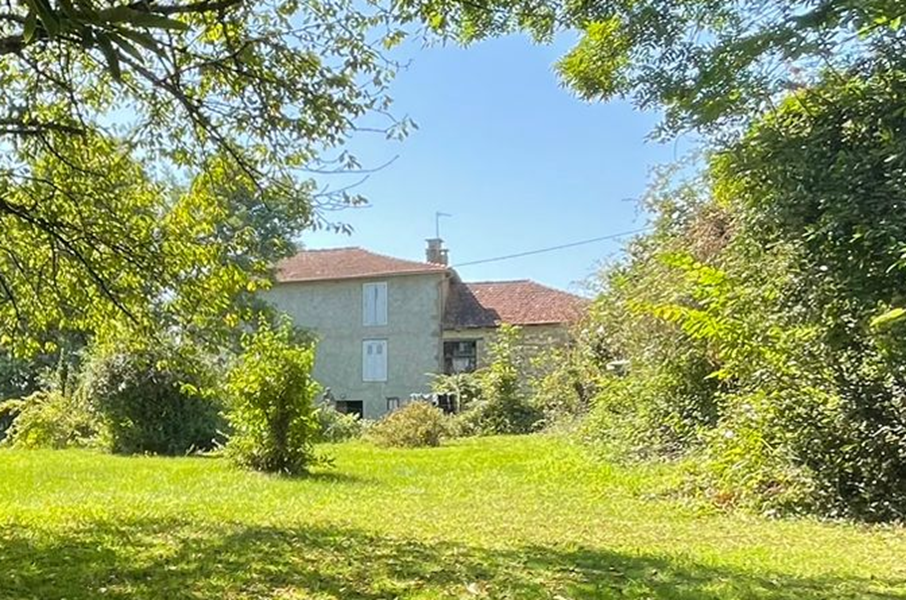 Packed with potential and perfectly located — a must-see in Gascony