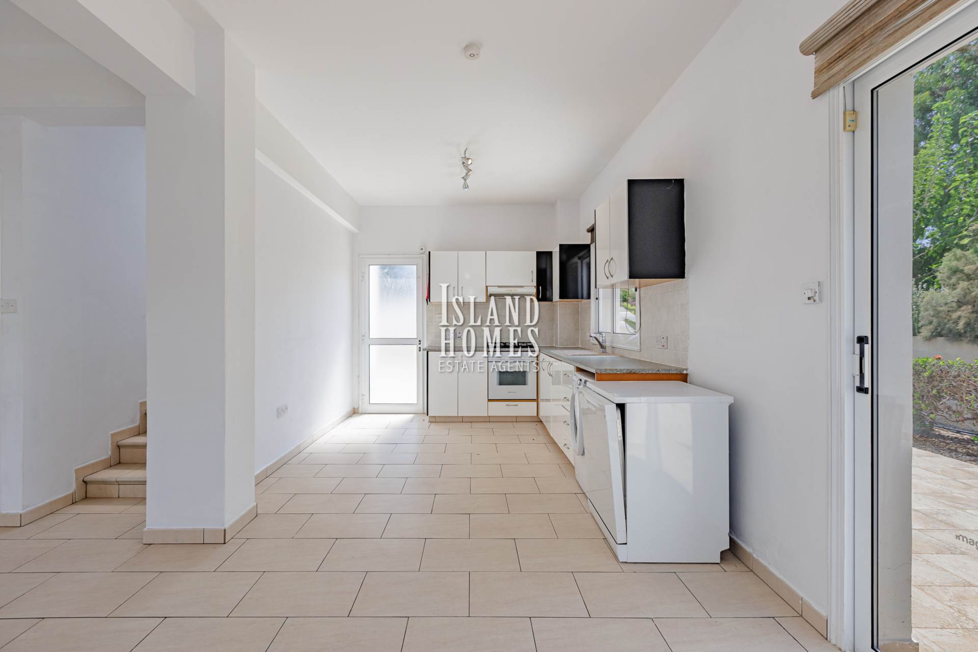 3 bedroom Detached in Ayia Thekla, Famagusta, Cyprus – AT5102