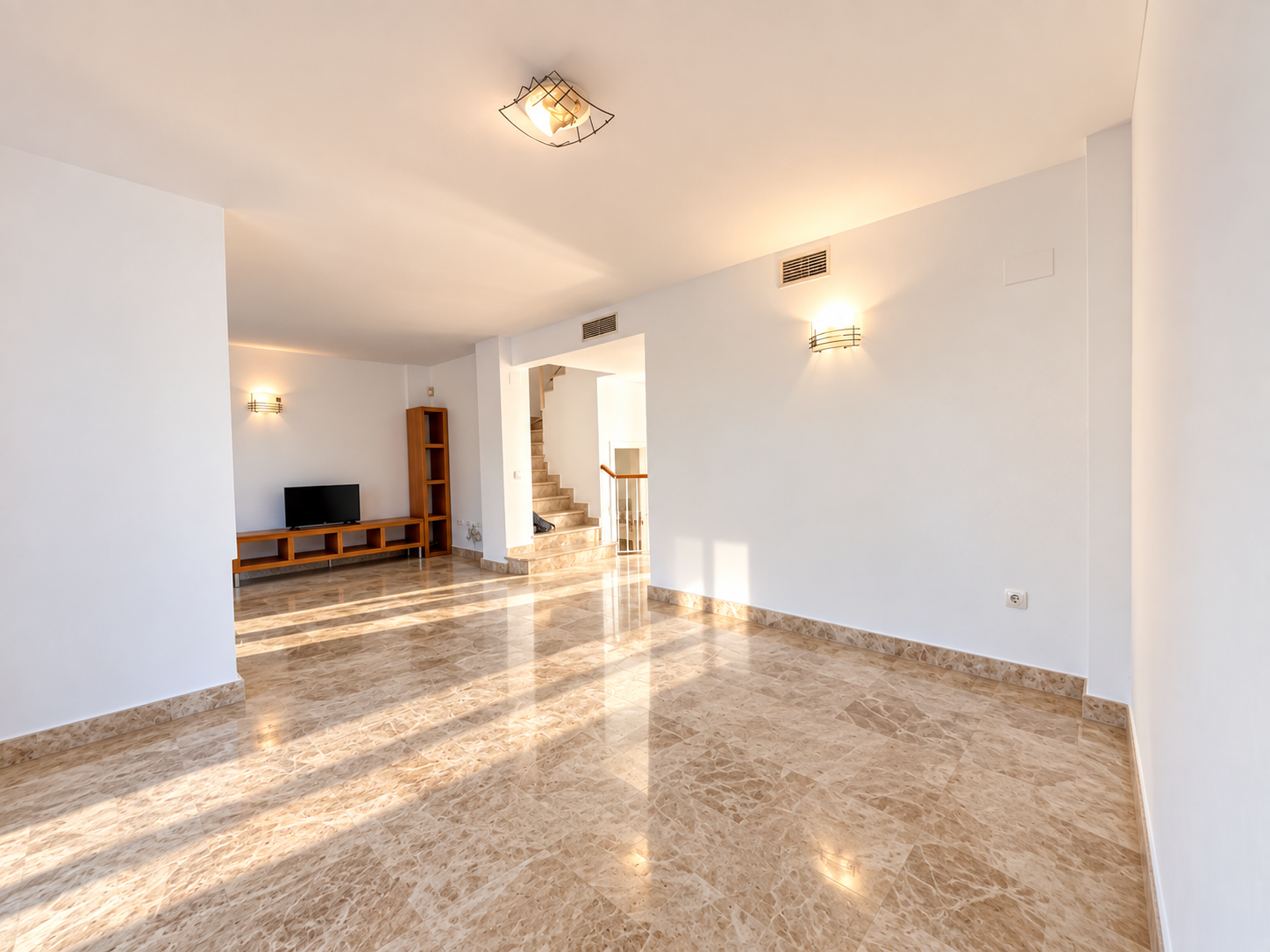 3 bedroom Town House in Marbella, Malaga, Spain – 428-05700P