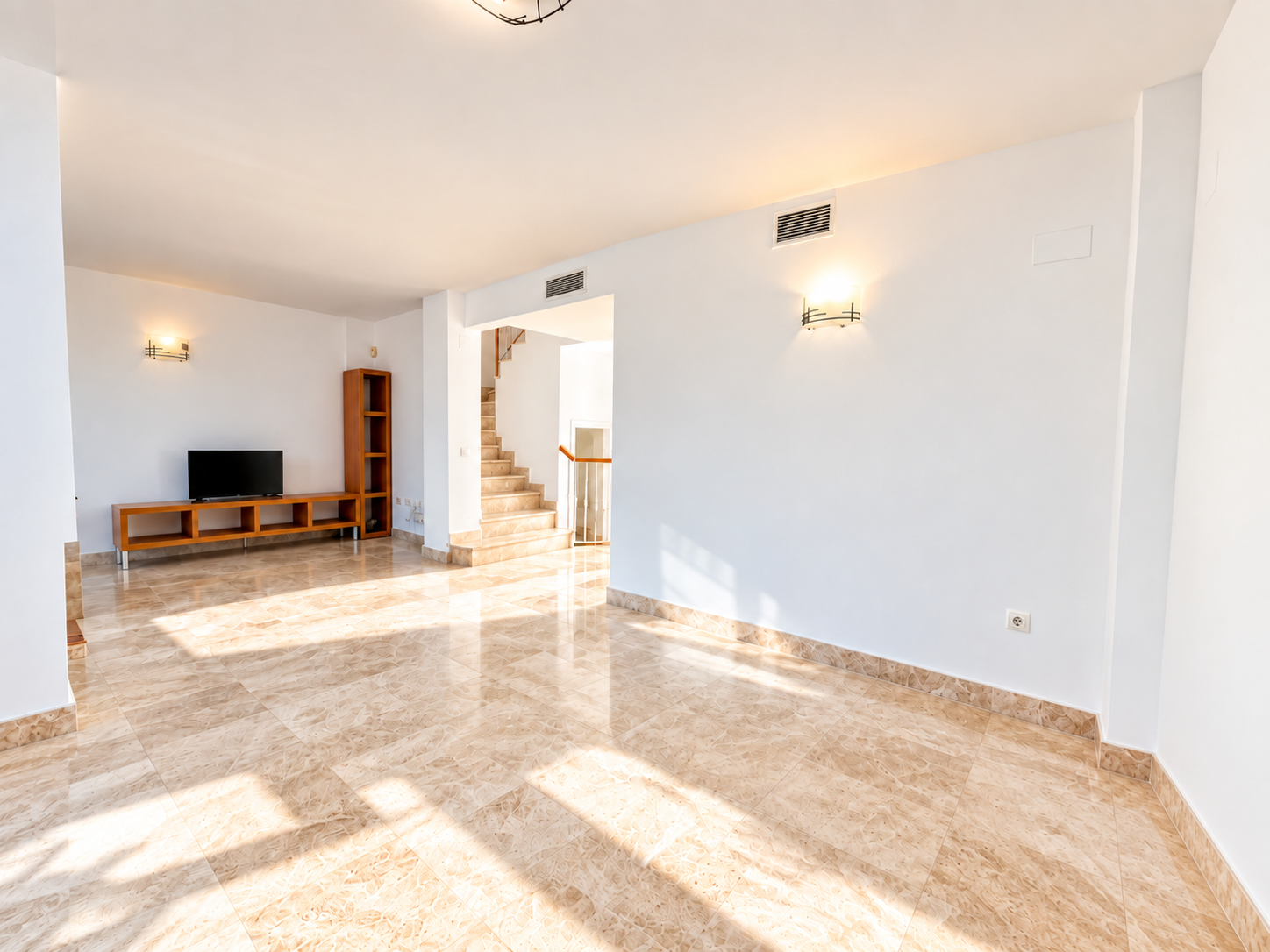 3 bedroom Town House in Marbella, Malaga, Spain – 428-05700P