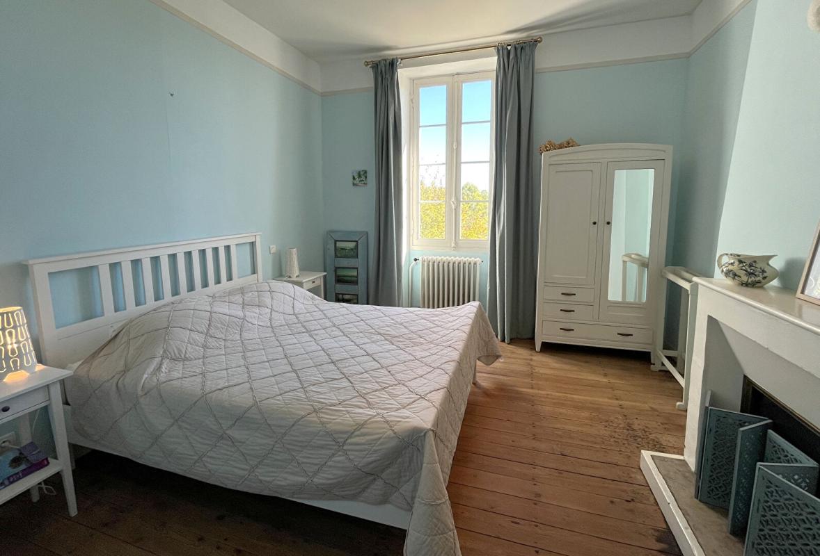 3 bedroom maison in Montmoreau, Charente, France