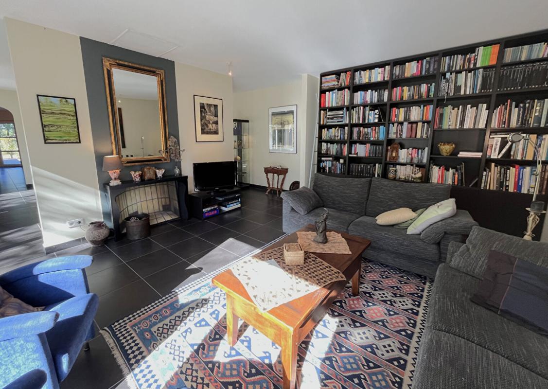 3 bedroom maison in Bourg Du Bost, Dordogne, France