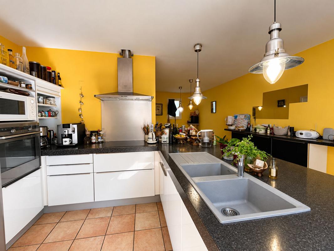 5 bedroom villa in Montmoreau, Charente, France