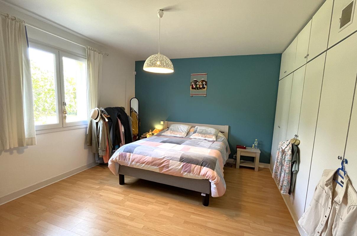 5 bedroom villa in Montmoreau, Charente, France