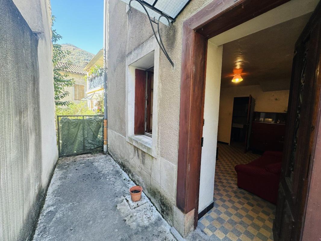 2 bedroom maison in Lacourt, Ariège, France