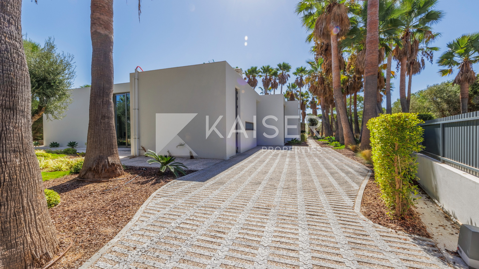3 bedroom Villa house in Albufeira, Portugal – KP1375