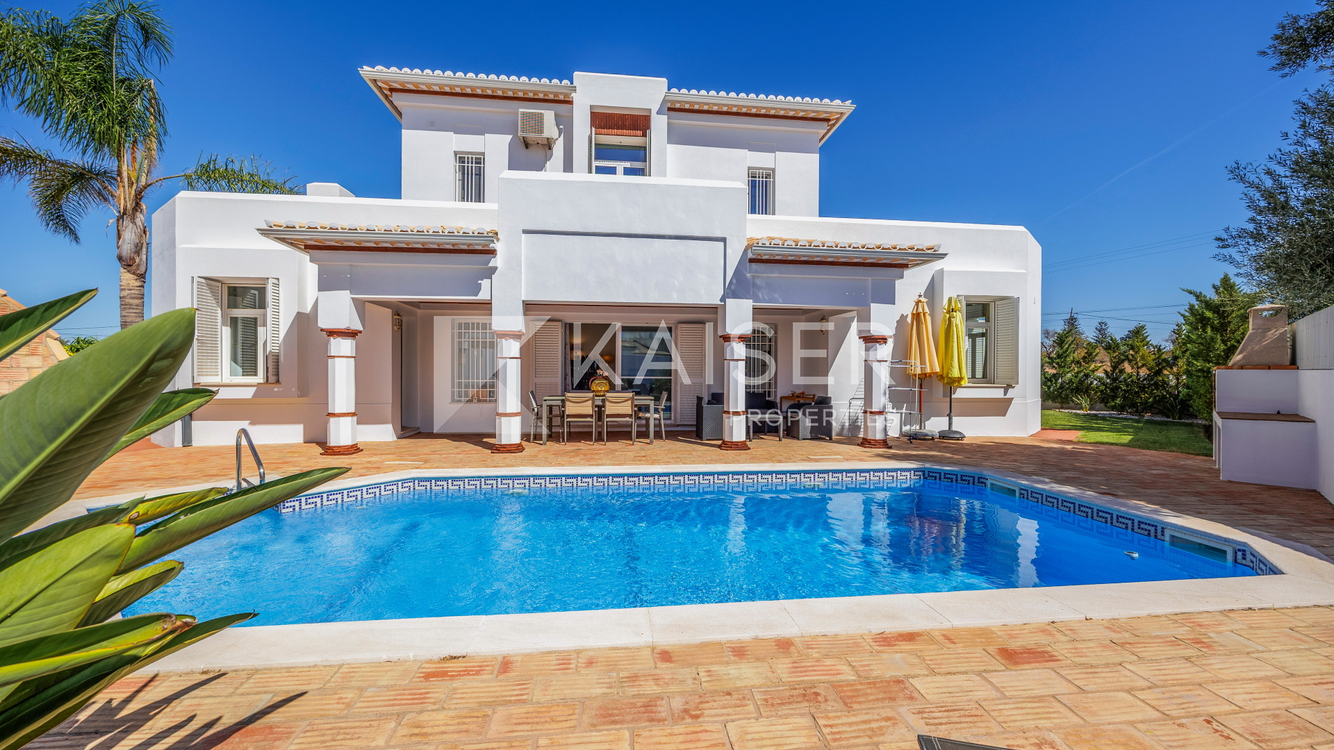 4 bedroom Villa house in Albufeira, Portugal – KP1378
