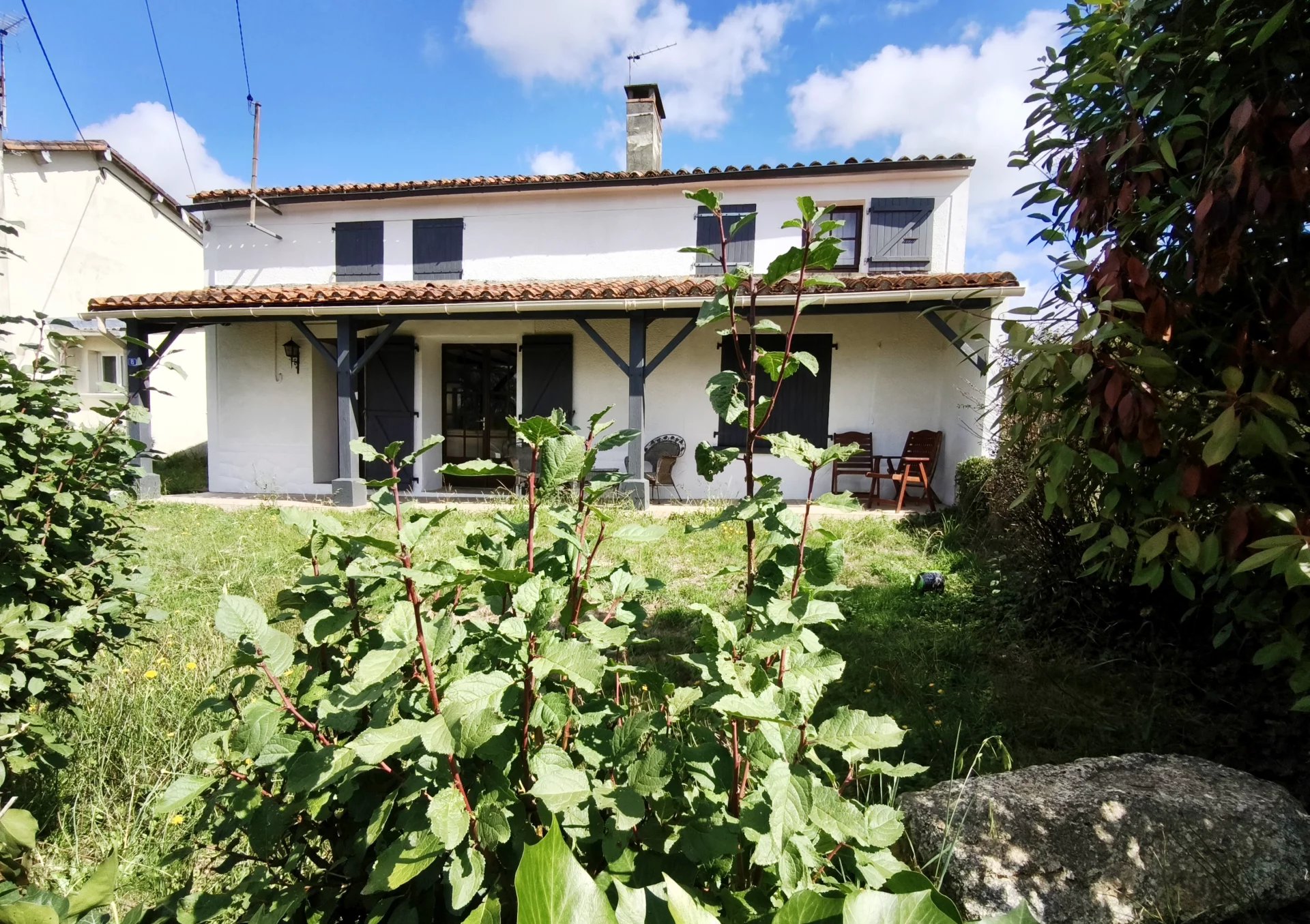 Charming Detached 4-Bedroom Home with Renovated Guest Annexe in Peaceful Hamlet Setting, Nouvelle-Aquitaine – France – BVI66819