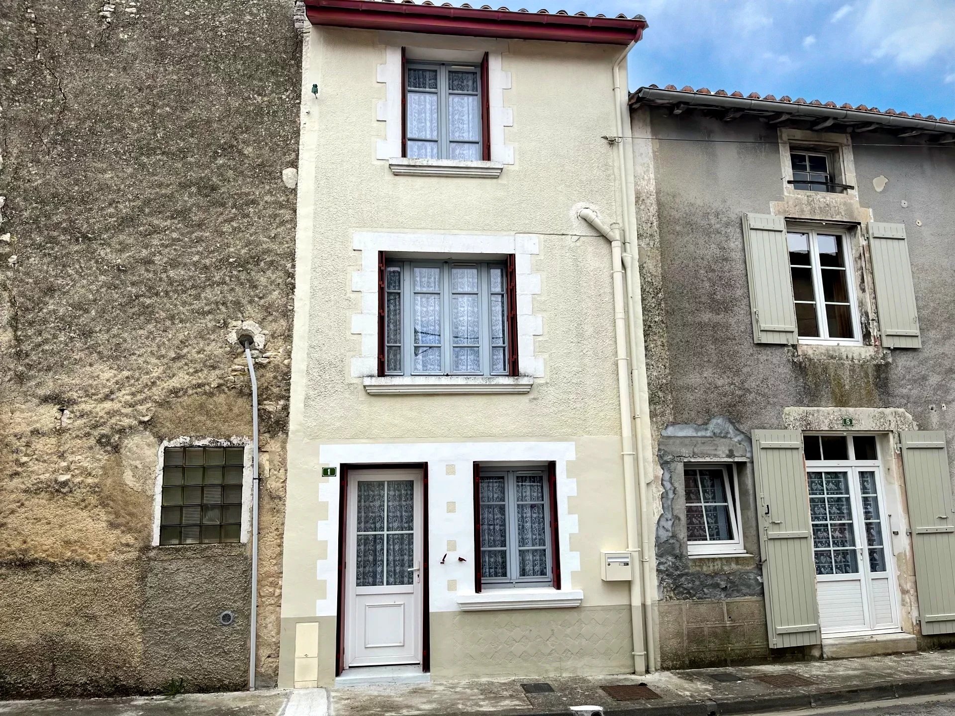 A Practical Village House – For Investment or Living, Nouvelle-Aquitaine – France – BVI80851
