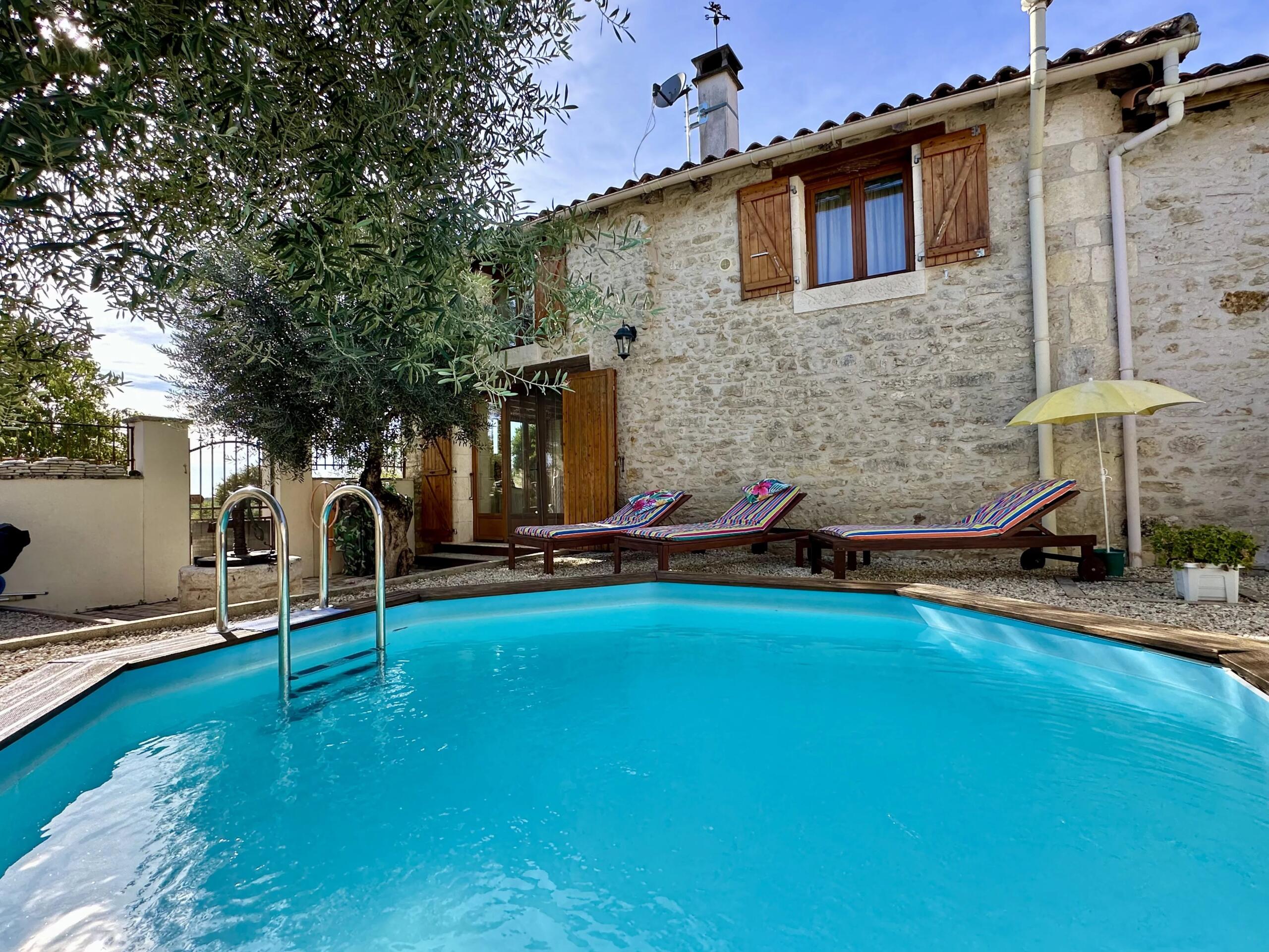 Two houses with swimming pool, jacuzzi, large barn and countryside views, Nouvelle-Aquitaine – France – BVI82524