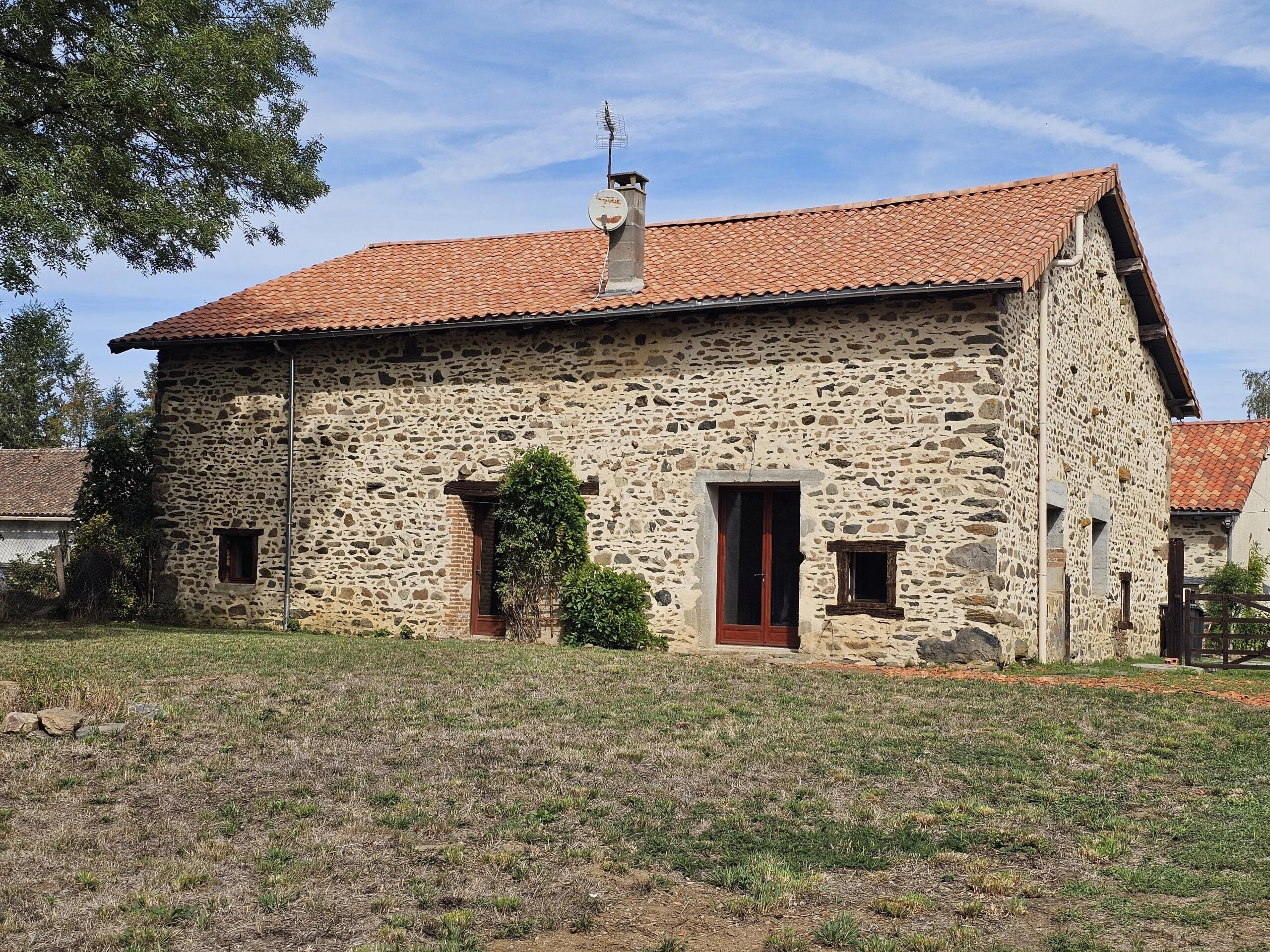 A Barn Conversion Full of Potential – Create Your Dream Home!, Nouvelle-Aquitaine – France – BVI86834