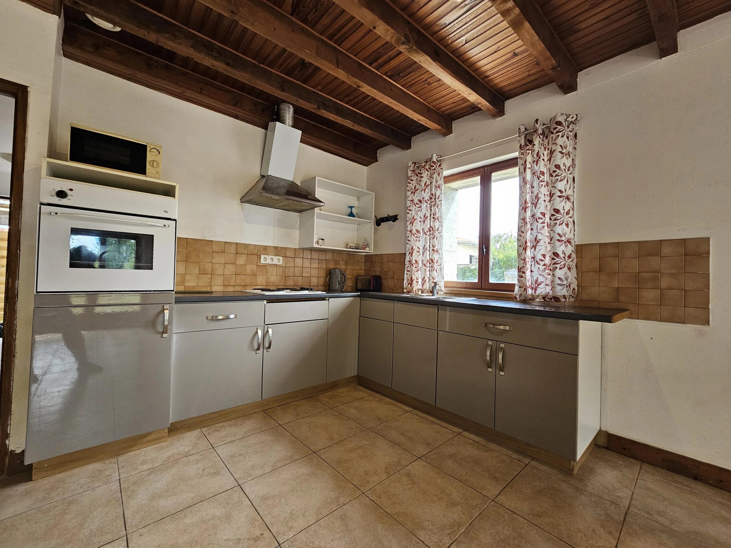 A Barn Conversion Full of Potential – Create Your Dream Home!, Nouvelle-Aquitaine – France – BVI86834