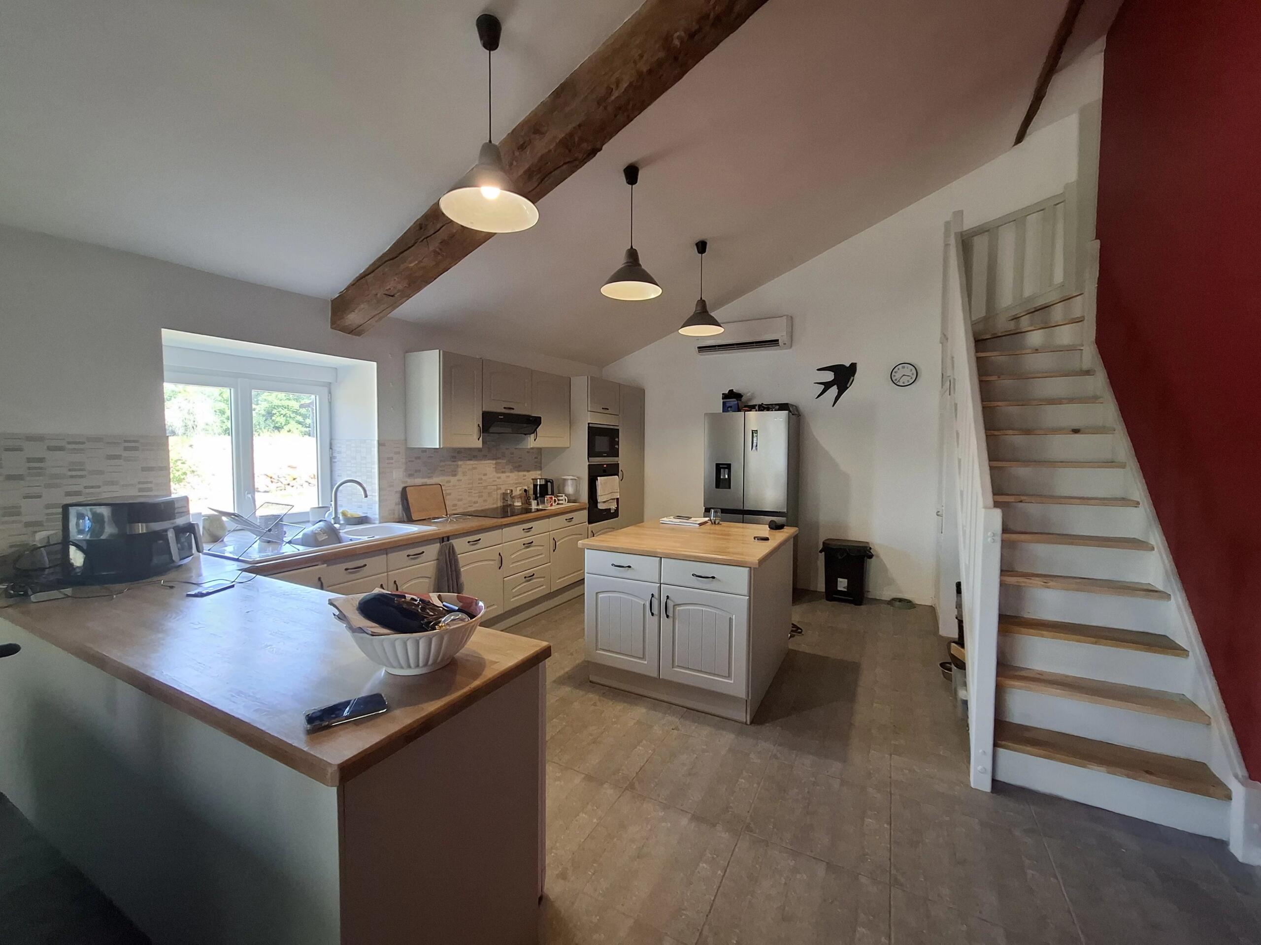 Charming 3-Bedroom Village House, Nouvelle-Aquitaine – France – BVI86927