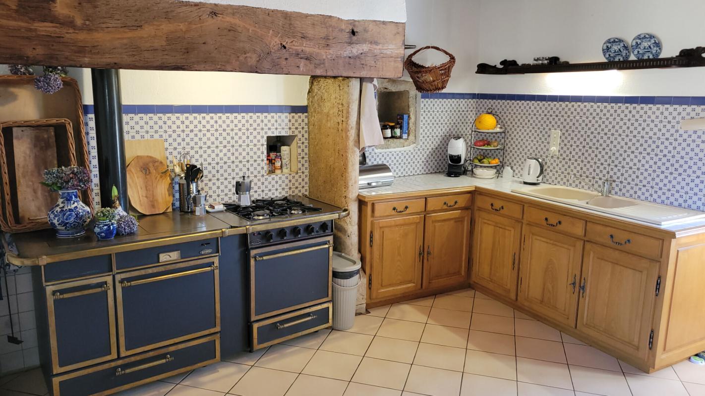 4 bedroom propriete in Ols Et Rinhodes, Aveyron, France