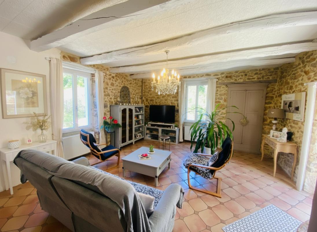 2 bedroom maison in Cahors, Lot, France