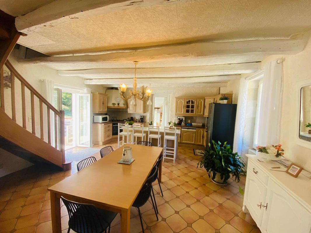 2 bedroom maison in Cahors, Lot, France