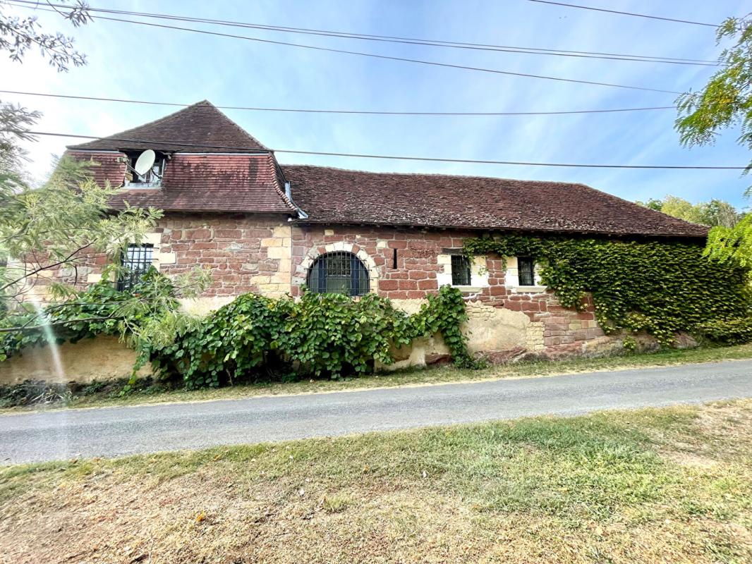 3 bedroom maison in Segonzac, Corrèze, France