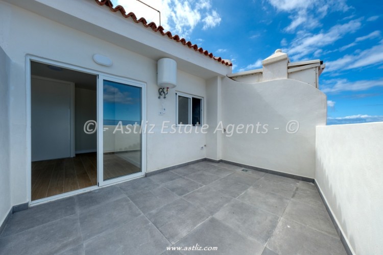2 bedroom apartment in Edf Ergondi, Puerto De Santiago, Spain – AAEP1921