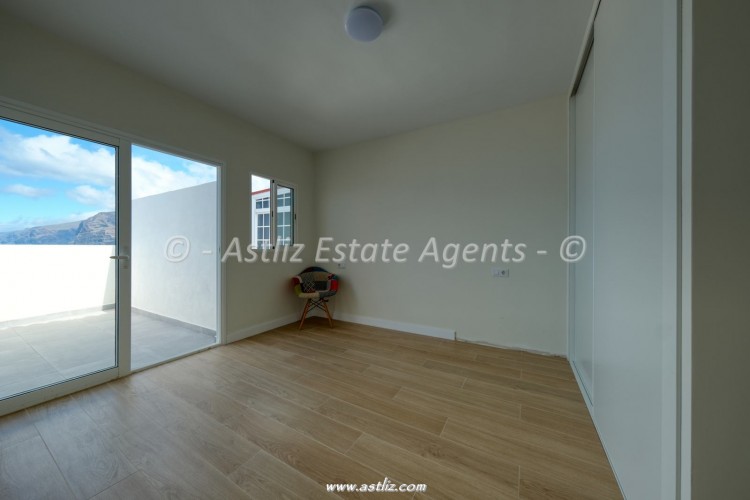 2 bedroom apartment in Edf Ergondi, Puerto De Santiago, Spain – AAEP1921