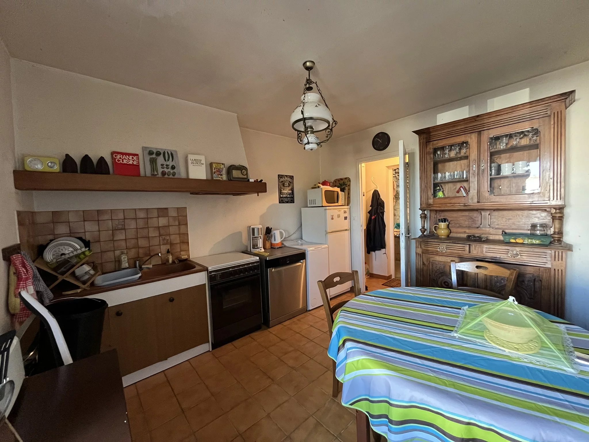 Charming hamlet house with a barn, Nouvelle-Aquitaine – France – BVI82688