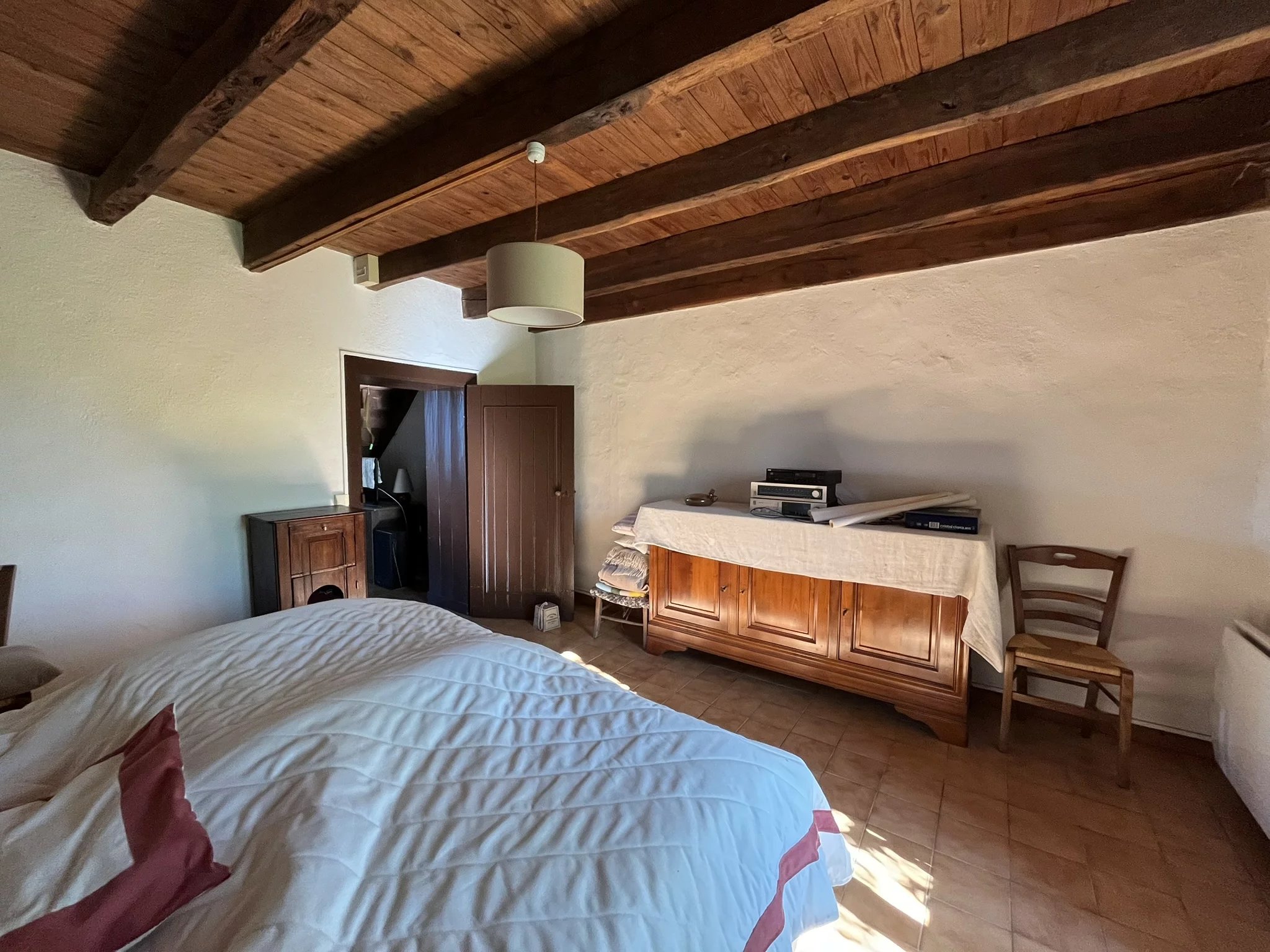 Charming hamlet house with a barn, Nouvelle-Aquitaine – France – BVI82688