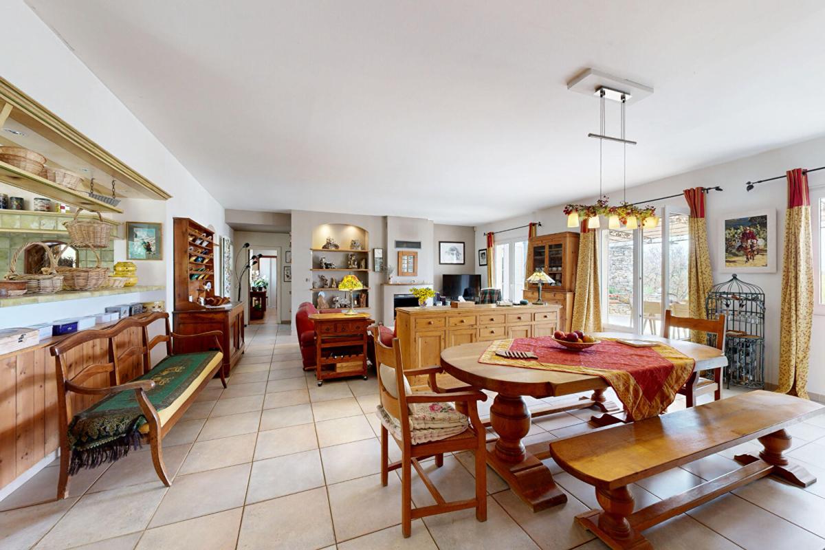 4 bedroom maison in Venasque, Vaucluse, France