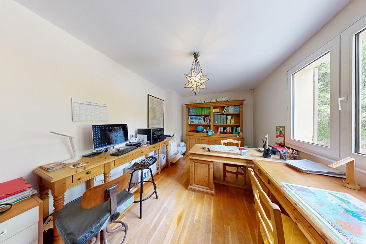 4 bedroom maison in Venasque, Vaucluse, France