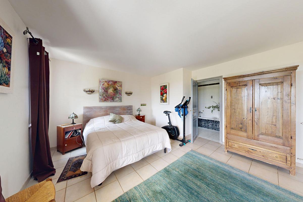 4 bedroom maison in Venasque, Vaucluse, France