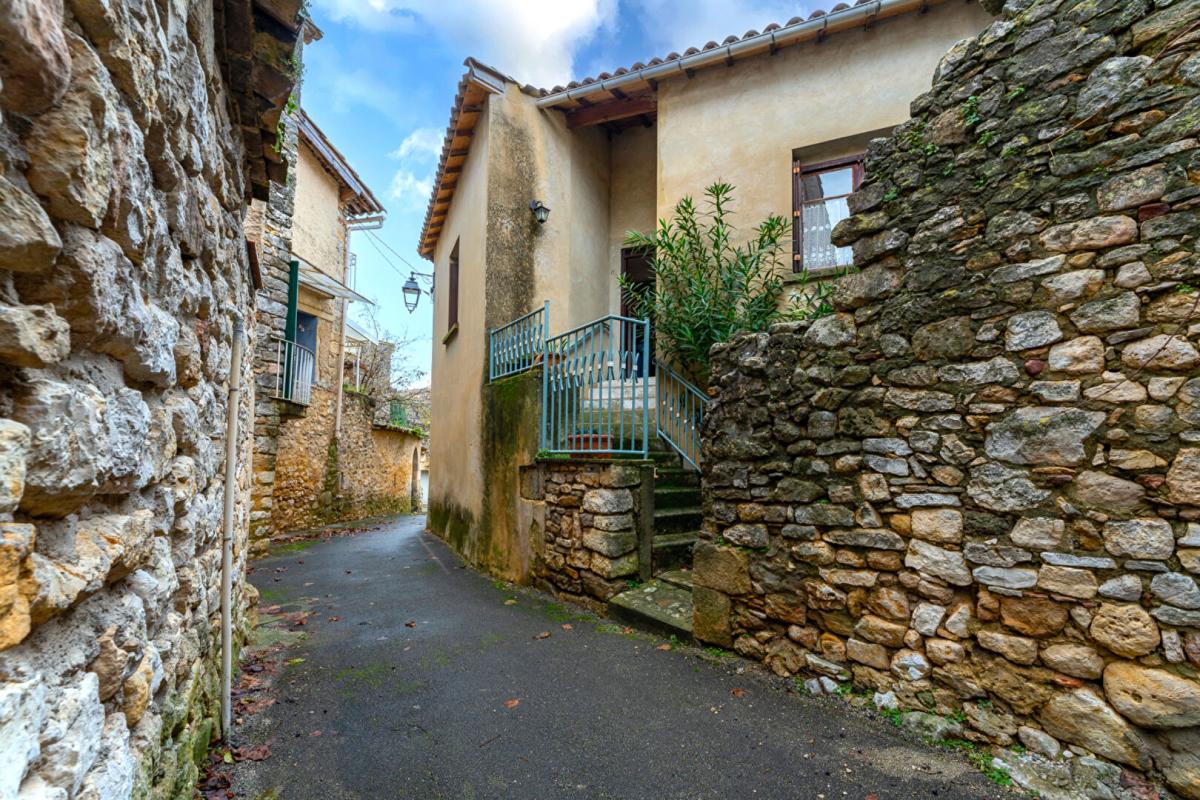 3 bedroom maison de village in Saint Laurent De Carnols, Gard, France