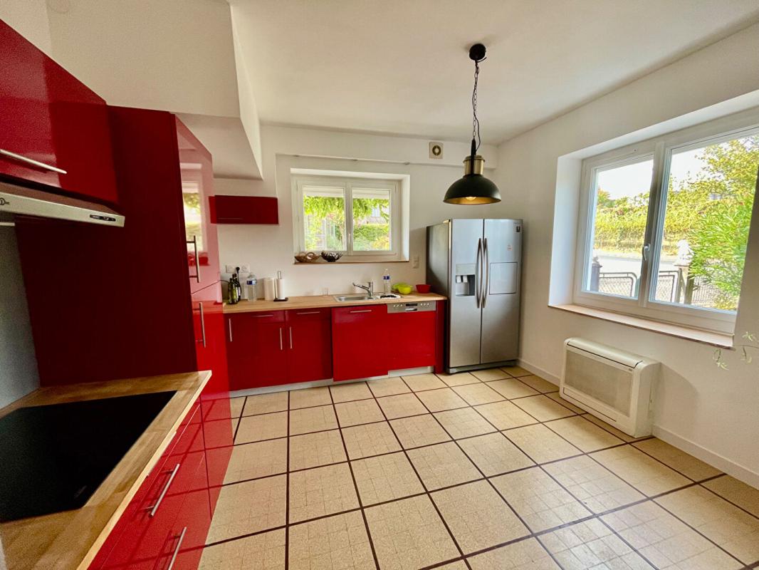5 bedroom maison de village in Vignols, Corrèze, France