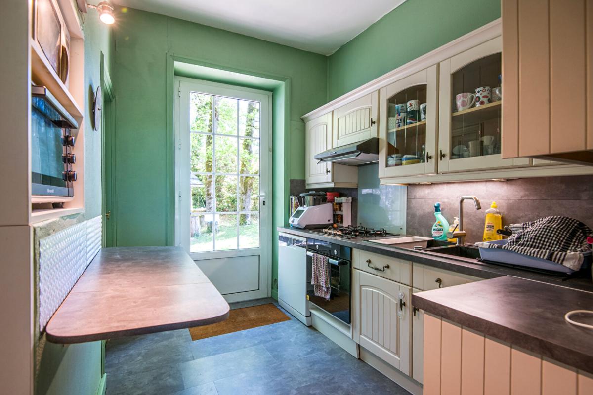 4 bedroom demeure in Saint Pantaleon De Larche, Corrèze, France