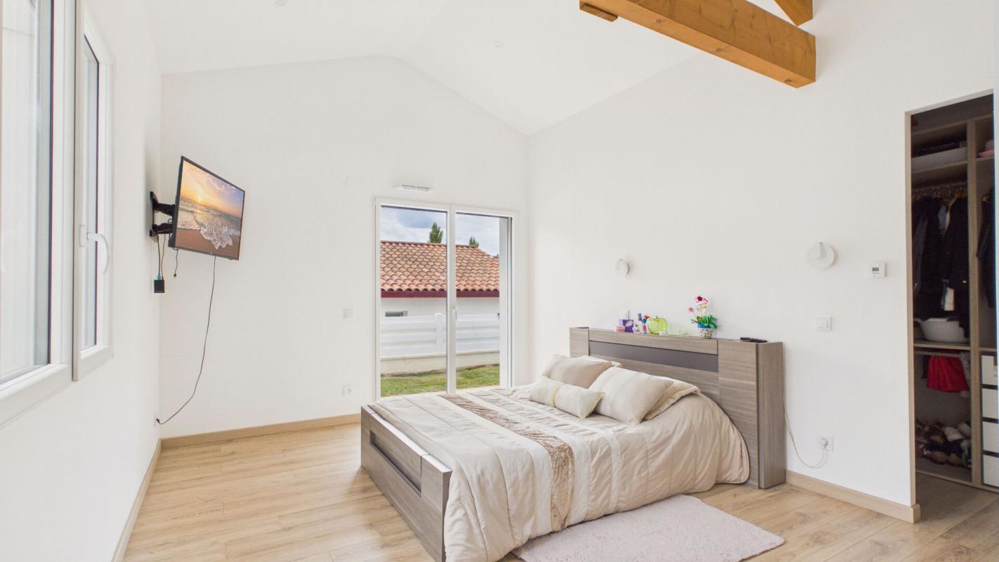 3 bedroom maison recente in Cambo Les Bains, Pyrénées-Atlantiques, France